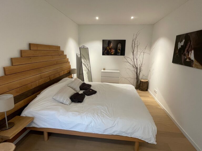 Schlafzimmer 1